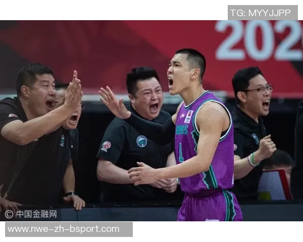 多余了啊！罗林斯顶着CC上篮要求加罚吃T2-1